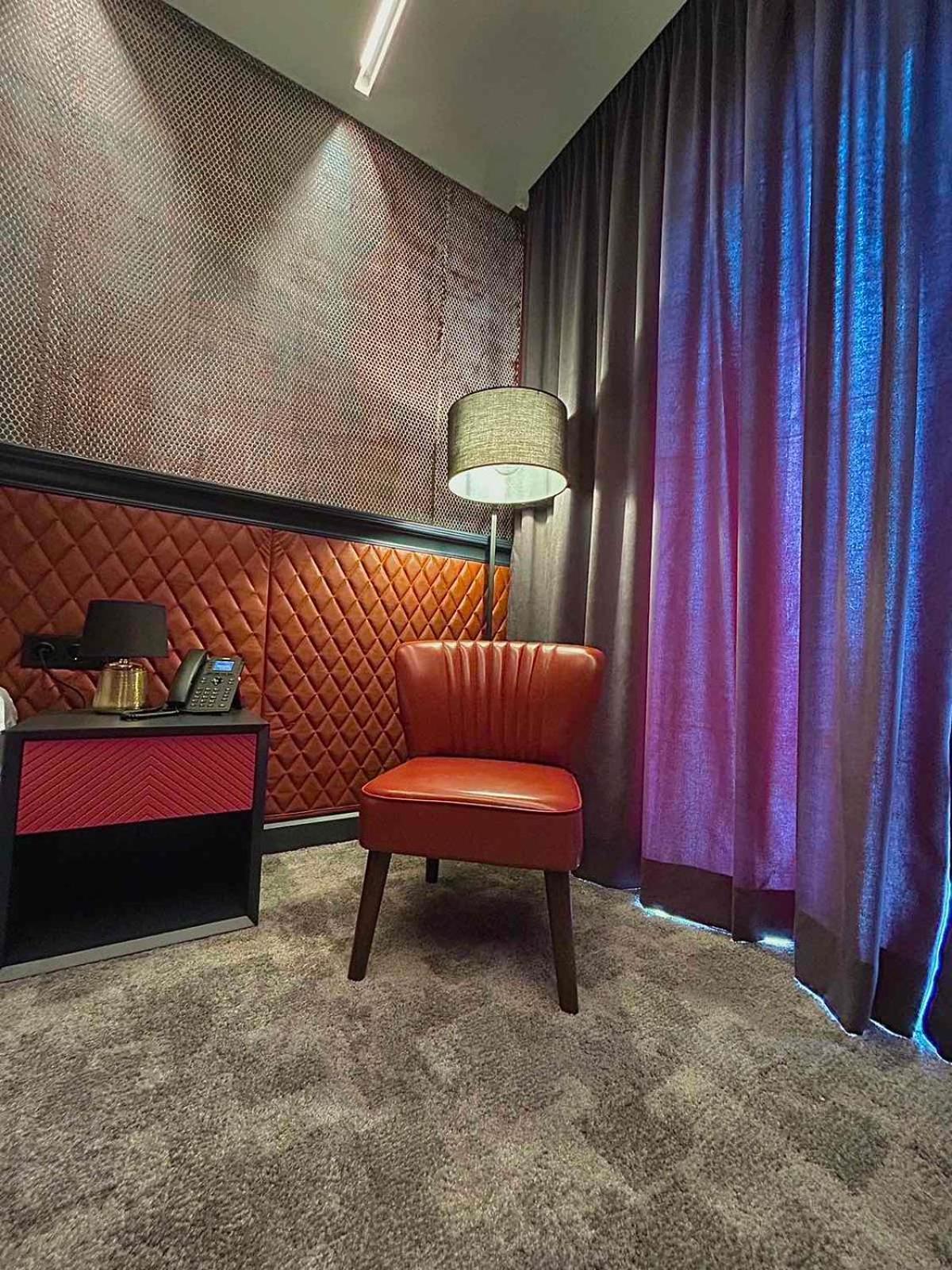 Solomon Hotel Кутаиси Екстериор снимка